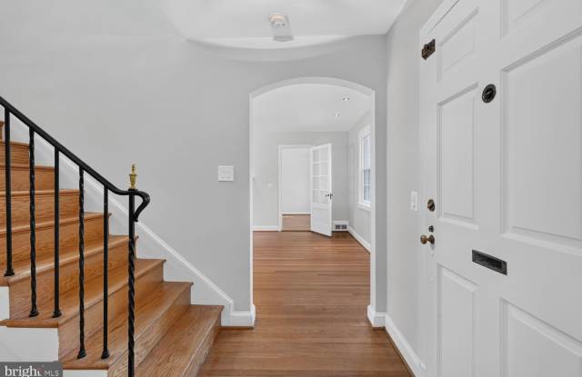 4325 47TH Street NW Gallery 2