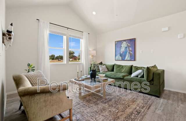 2702 Barnstormer St Gallery 2