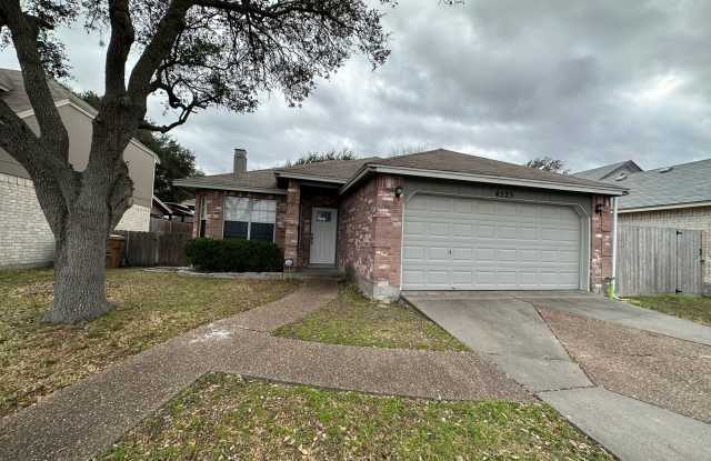4525 Wapentate - 3/Bed 2/Bath - $1925/month Gallery 1