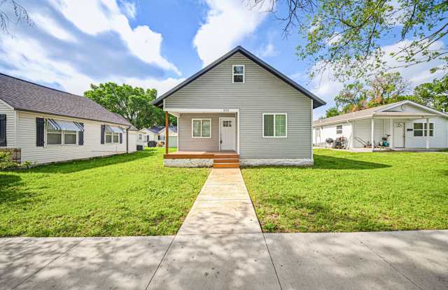 Please View 3D Virtual Walk-Through Before Scheduling a Showing photos photos