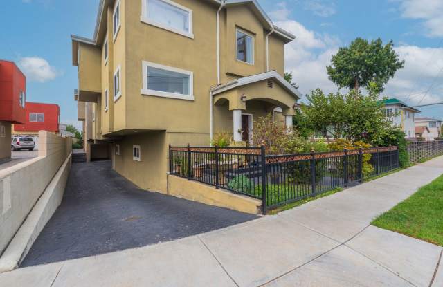 Spacious and Quiet Hawthorne Home! photos photos