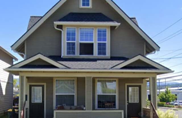 2100 Ellis St - 2100 Ellis Street, Bellingham, WA 98225