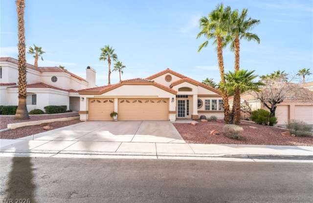 17 Sandwedge Drive photos photos