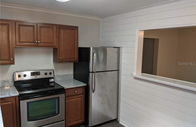 1729 29TH AVENUE N Gallery 4