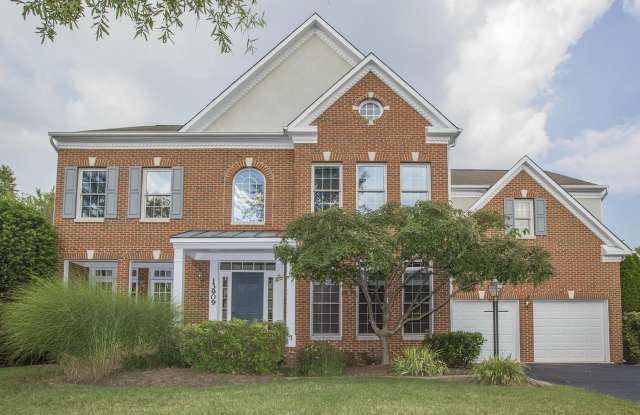 13909 WILLOW TREE DRIVE photos photos
