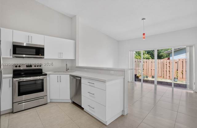 13801 SW 170th Ter Gallery 4