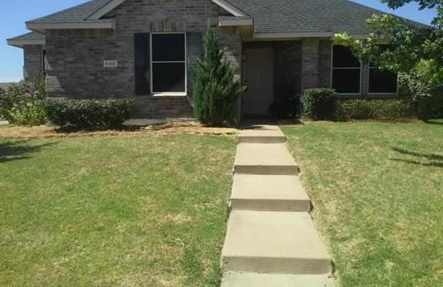 600 Aspen Court - 600 Aspen Court, Red Oak, TX 75154