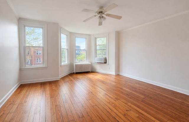 Trendy 2BR Renovated Apartment with Parking photos photos