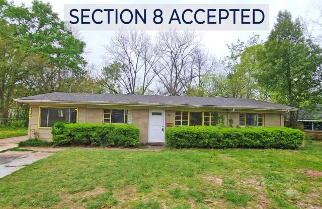 4 Bedroom Home in Druid Hills Gallery 1