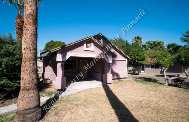 734 East Maryland Avenue Gallery 4