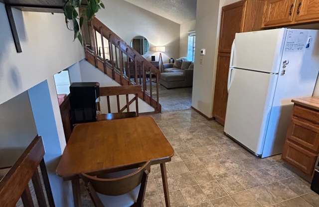 5935 Pemberton Way Gallery 4