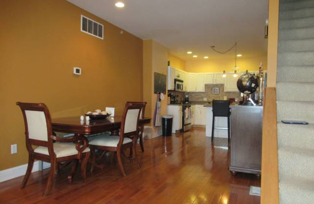 145 S East Ave - 145 South East Avenue, Baltimore, MD 21224