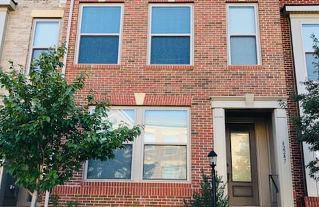 42247 Hampton Woods Terrace - 42247 Hampton Woods Terrace, Brambleton, VA 20148