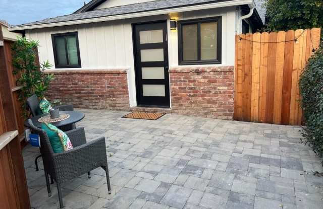 5526 Rhodes Avenue photos photos