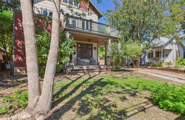 4604 Avenue H Gallery 1