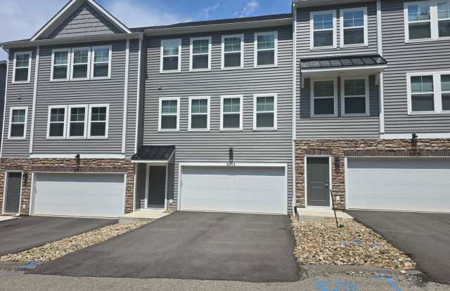 Available August 1st - 3 Bedroom Townhouse in Franklin Regional School District photos photos Available August 1st - 3 Bedroom Townhouse in Franklin Regional School District photos photos
