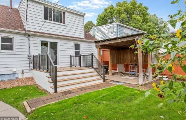 2908 Ewing Avenue N Gallery 3