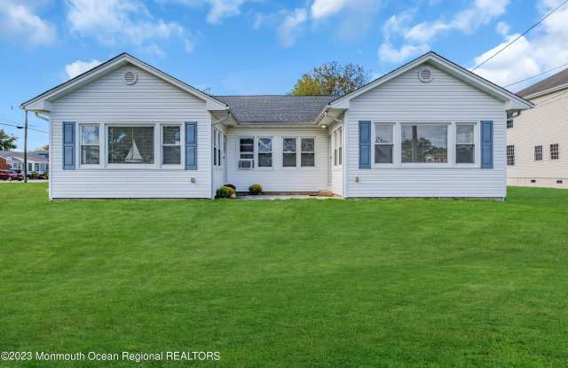 408 Newport Avenue photos photos