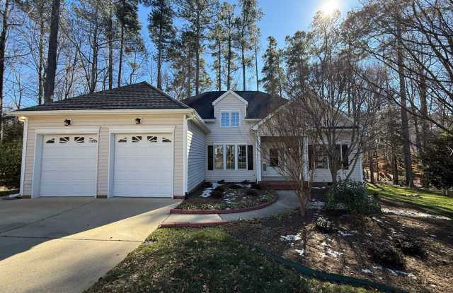 Charming 3BD, 2BA Ranch Style Holly Springs Home with Fenced Yard in an HOA Community with Amenities photos photos