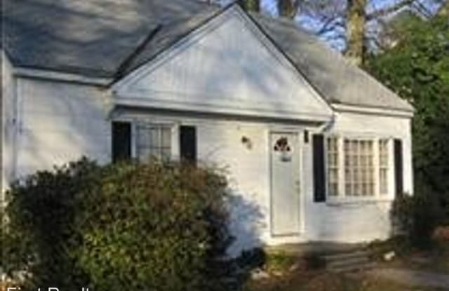 131 E. Samford - 131 East Samford Avenue, Auburn, AL 36830