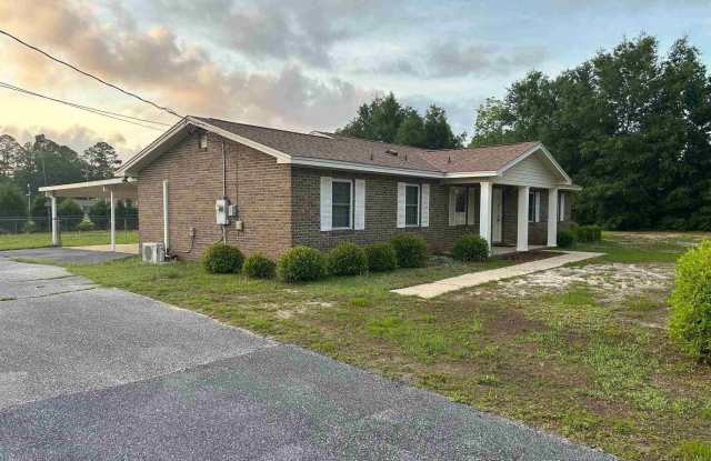 4560 Woodbine Rd - 4560 Woodbine Road, Pace, FL 32571