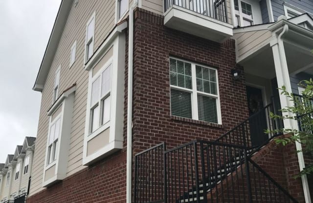 29 Myrtle St - 29 West Myrtle Street, Belmont, NC 28012