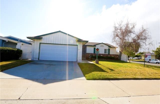 2126 W Willow Avenue - 2126 West Willow Avenue, Anaheim, CA 92804