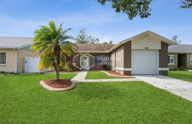 1307 Mohrlake Drive Gallery 1