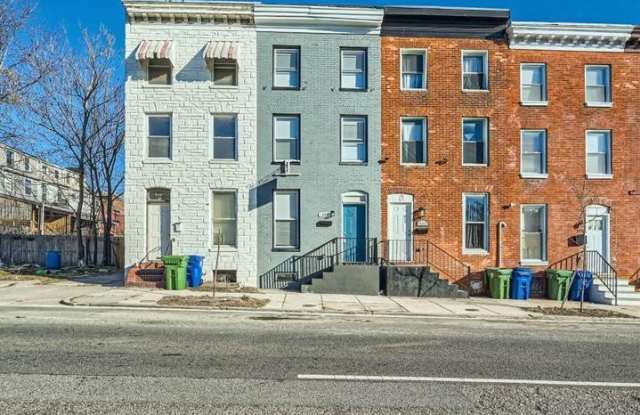 1324 W PRATT Street - 1324 West Pratt Street, Baltimore, MD 21223