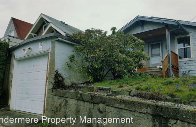 1204 7th Street - 1204 7th St, Bremerton, WA 98337