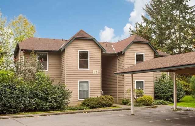 2-Bed, 2-Bath Ideally Located Redmond Condo w/ Private Balcony! Gallery 1