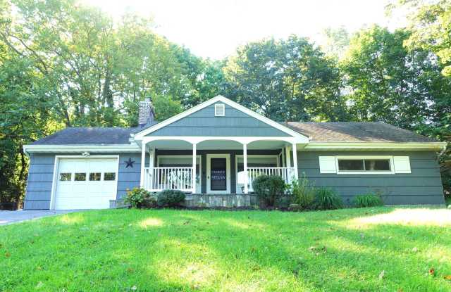 Newly Renovated 2 Bedroom photos photos