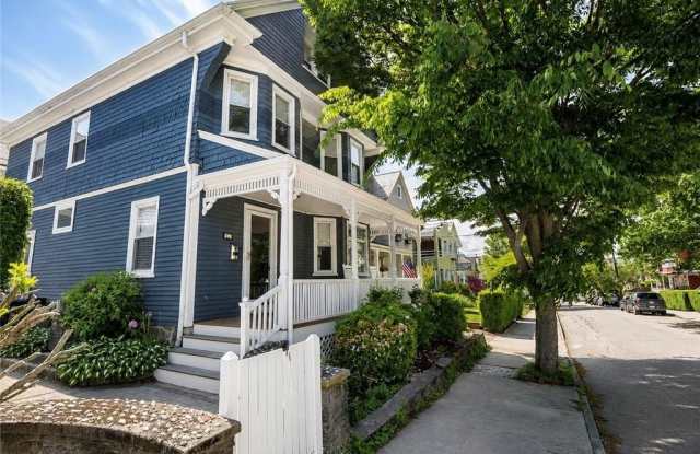 27 Mann Avenue Gallery 2
