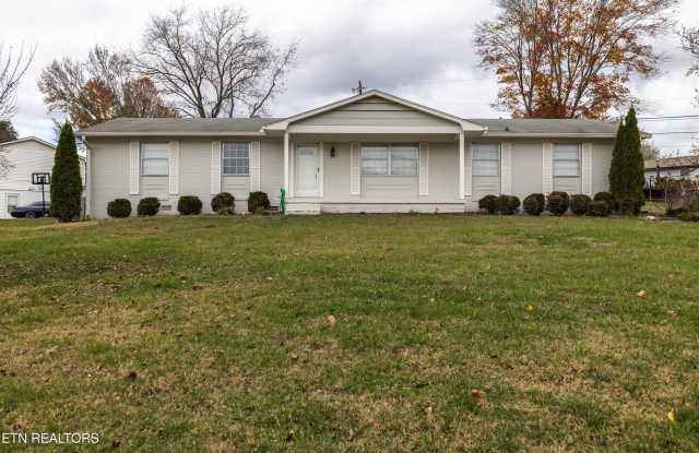 2601 Shropshire Blvd - 2601 Shropshire Boulevard, Knox County, TN 37849