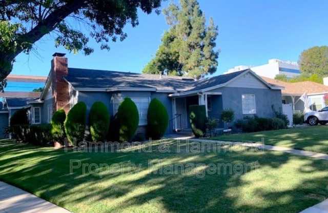 15483 Dickens St. photos photos