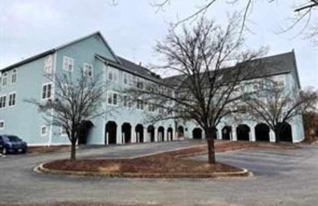 65 DUKE Street unit: 206 photos photos