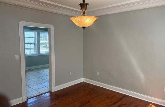 Four Bedroom , Two Bathrom Single Family home, located in St. Roch area Gallery 4