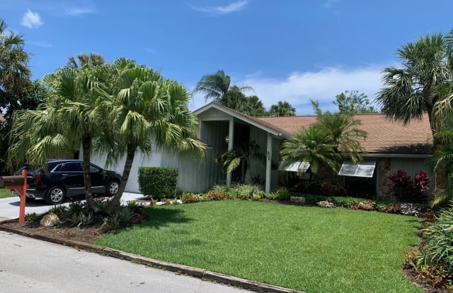 905 Sandy Oaks Drive - 905 Sandy Oaks Drive, Jupiter, FL 33477