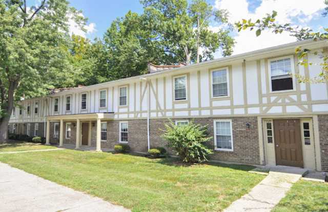 Eleven Oaks photos photos