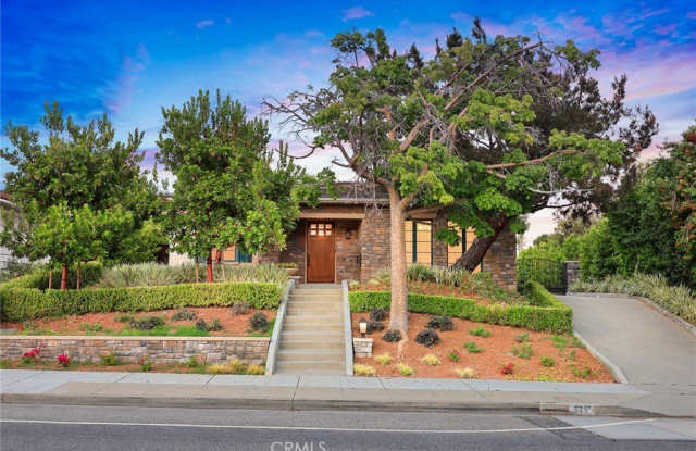 828 Sierra Madre Boulevard Gallery 2