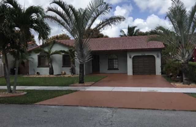 18136 Southwest 154th Place photos photos