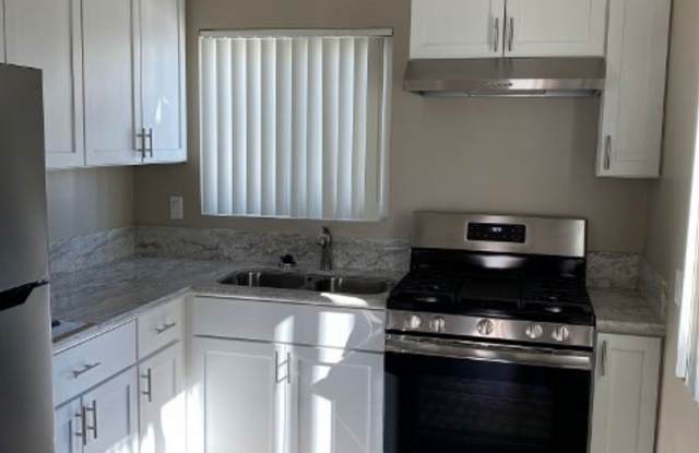 Beautifully Remodeled Studio Apartment in San Diego Gallery 4
