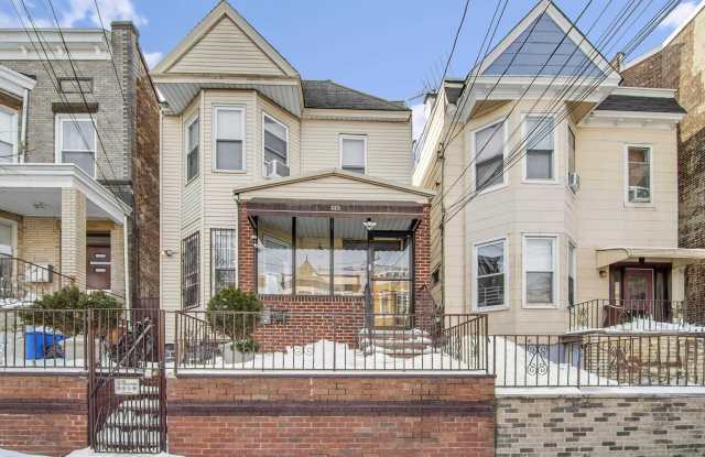 325 57TH ST photos photos