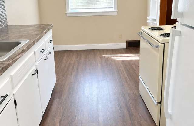 Charming 1-Bedroom Home in Convenient SE Wichita Location Gallery 3