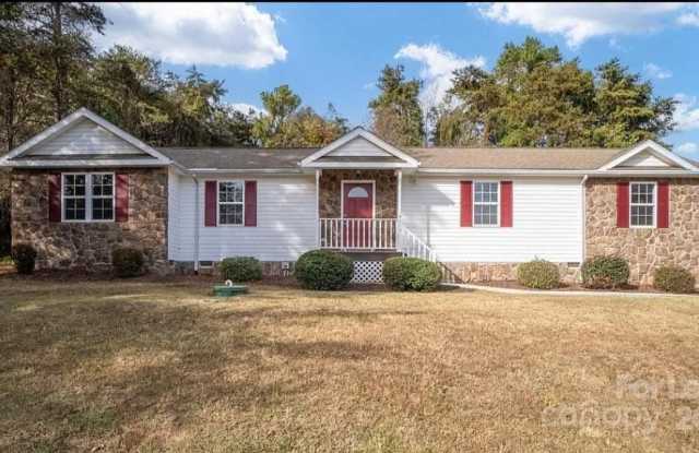 7479 Katherine Drive - 7479 Katherine Drive, Westport, NC 28037