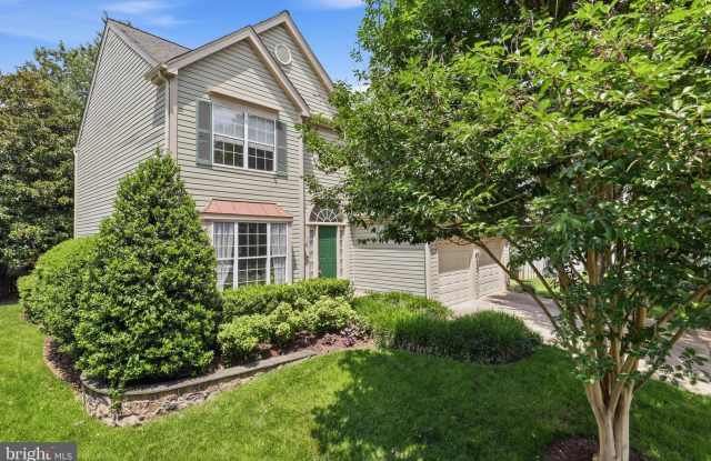 408 HUNTFIELD Court NE Gallery 3