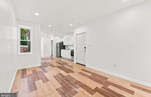 2843 N 13TH Street Gallery 3