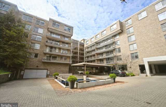 4100 CATHEDRAL AVENUE NW - 4100 Cathedral Avenue Northwest, Washington, DC 20016