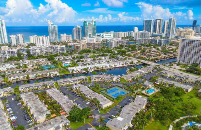 2421 Northeast 10th Street photos photos