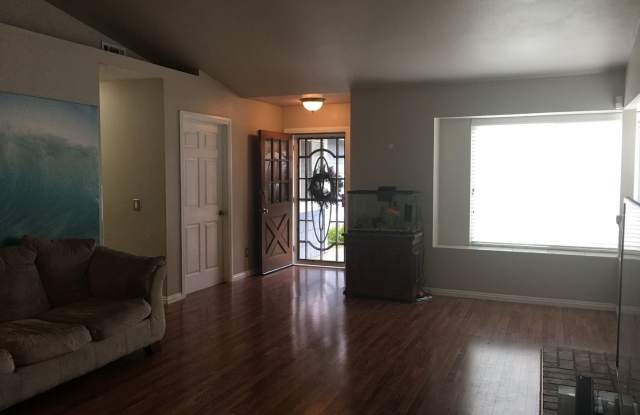 848 Viking Lane Gallery 3